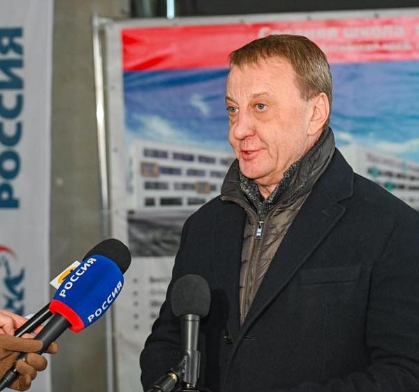 Готовность новой «супершколы» в Индустриальном районе Барнаула составляет 42%